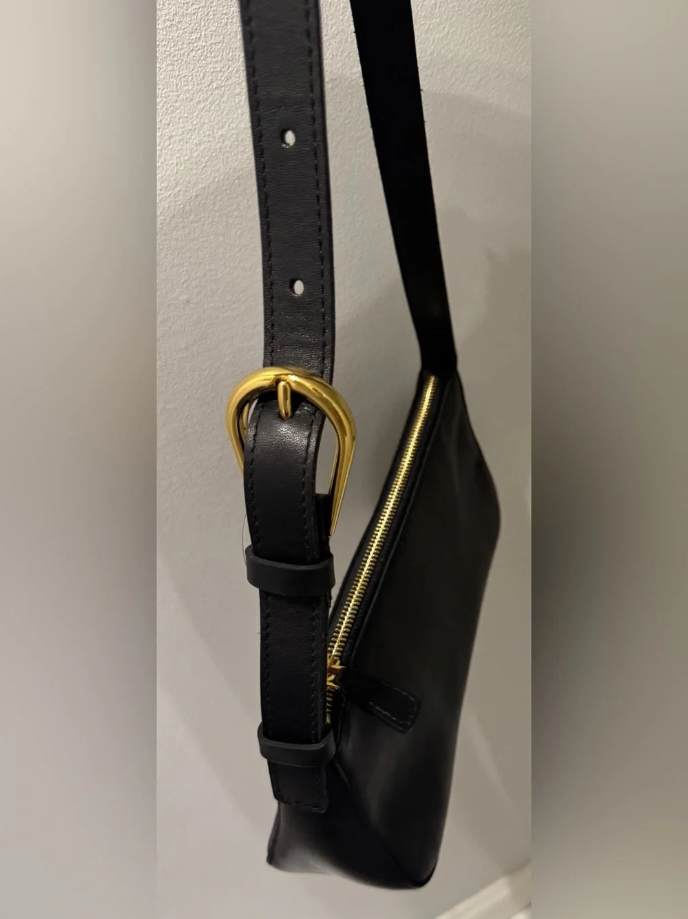 Madewell The Sculptural Buckle Leather Shoulder Bag NWOT